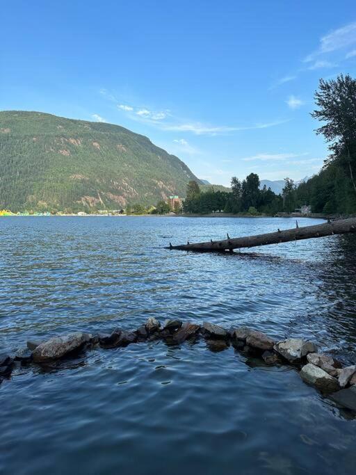 Lake Time Harrison Harrison Hot Springs Exterior foto
