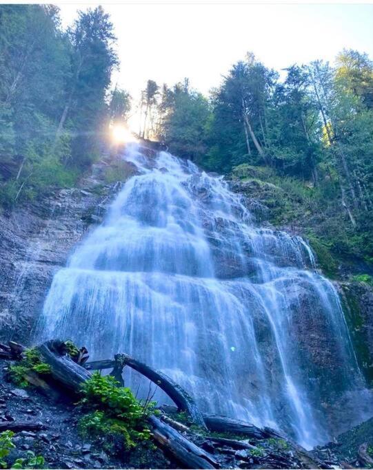 Lake Time Harrison Harrison Hot Springs Exterior foto